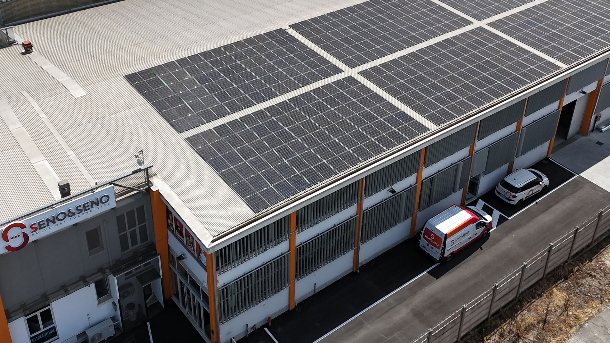 Impianto fotovoltaico su tetto aziendale Seno&Seno a Verona realizzato da ZGS Solutions